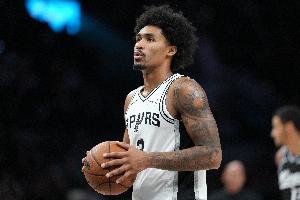 CBA激战正酣：骑士对决76人，直播盛宴不容错过！
